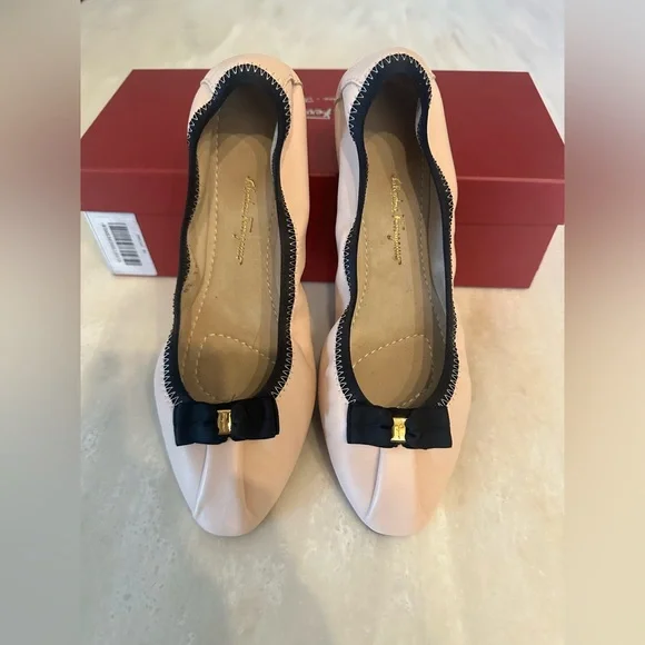 Ferragamo womens flats on sale